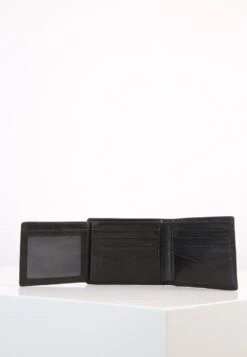 Fossil Ryan- Portemonnee - Black 11 Fossil Ryan- Portemonnee - Black -Clothing hand 2f2d8413ff524180bd255ff30ede7629