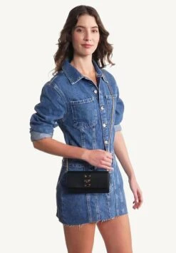 Fossil Penrose - Clutch - Black -Clothing hand 37e1bb9f20eb4edb9816c3d3fbd6d031