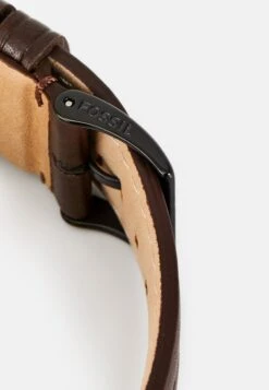 Fossil Copeland - Horloge - Brown -Clothing hand 3fe922d0f6644188bad10a661a6530c1