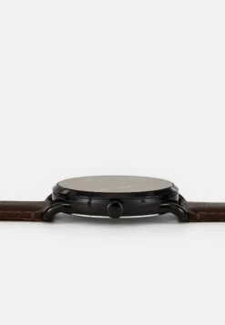 Fossil Copeland - Horloge - Brown -Clothing hand 4b2d4c982eea466aa1f906748f721a41