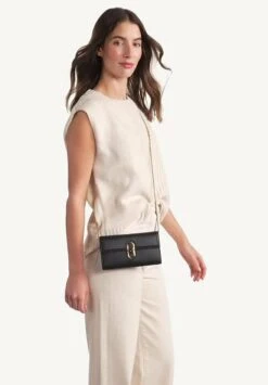 Fossil Clutch - Black