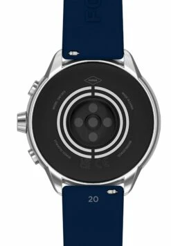 Fossil Smartwatch - Blue -Clothing hand a4d04aaa3823402f98ae4396ecae727b